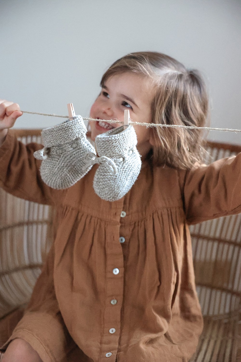 Ces Chaussons Tricotes En Laine Un Cadeau De Naissance Indispensable Petit Picotin