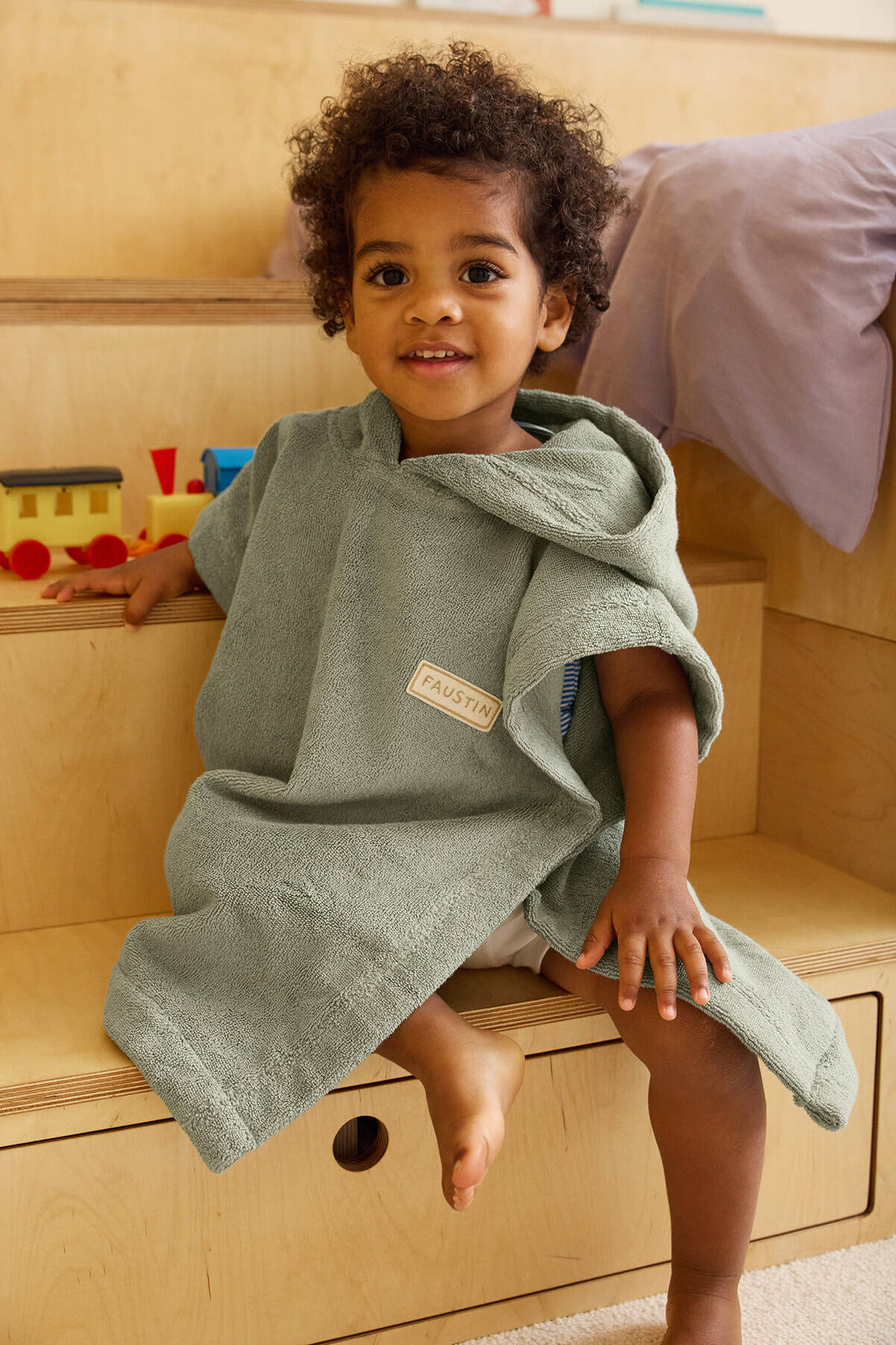 poncho de bain enfant personnalisé avec capuche