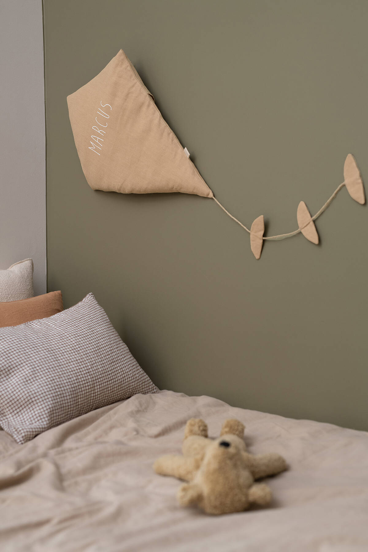 deco chambre bébé cerf-volant personnalisé en lin