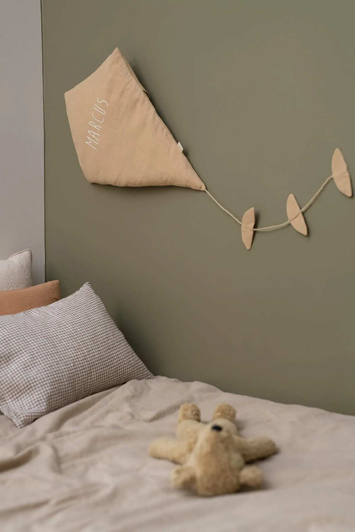 petit panier de rangement en lin personnalisable pour chambre bébé