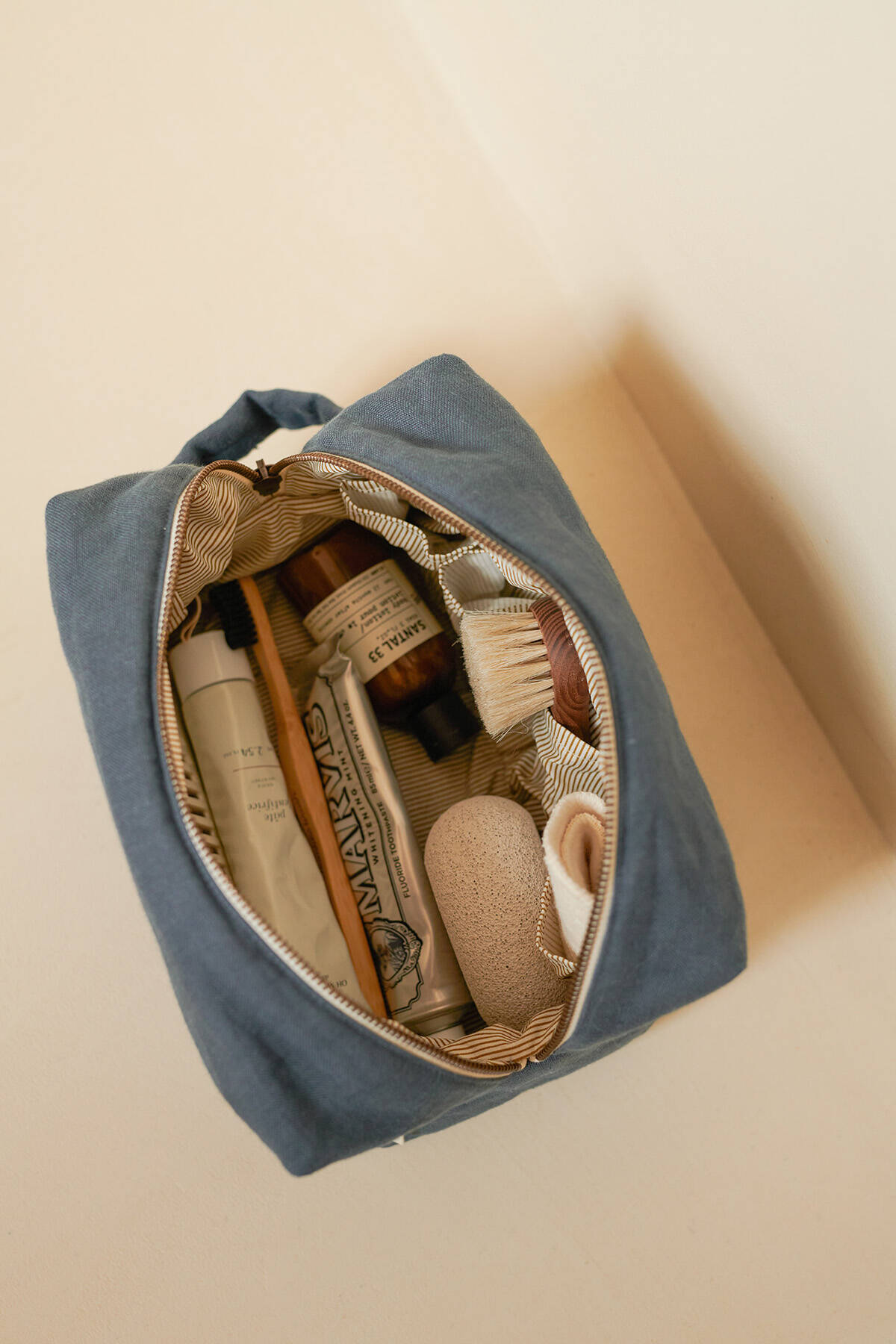 grande trousse de toilette personnalisée en lin