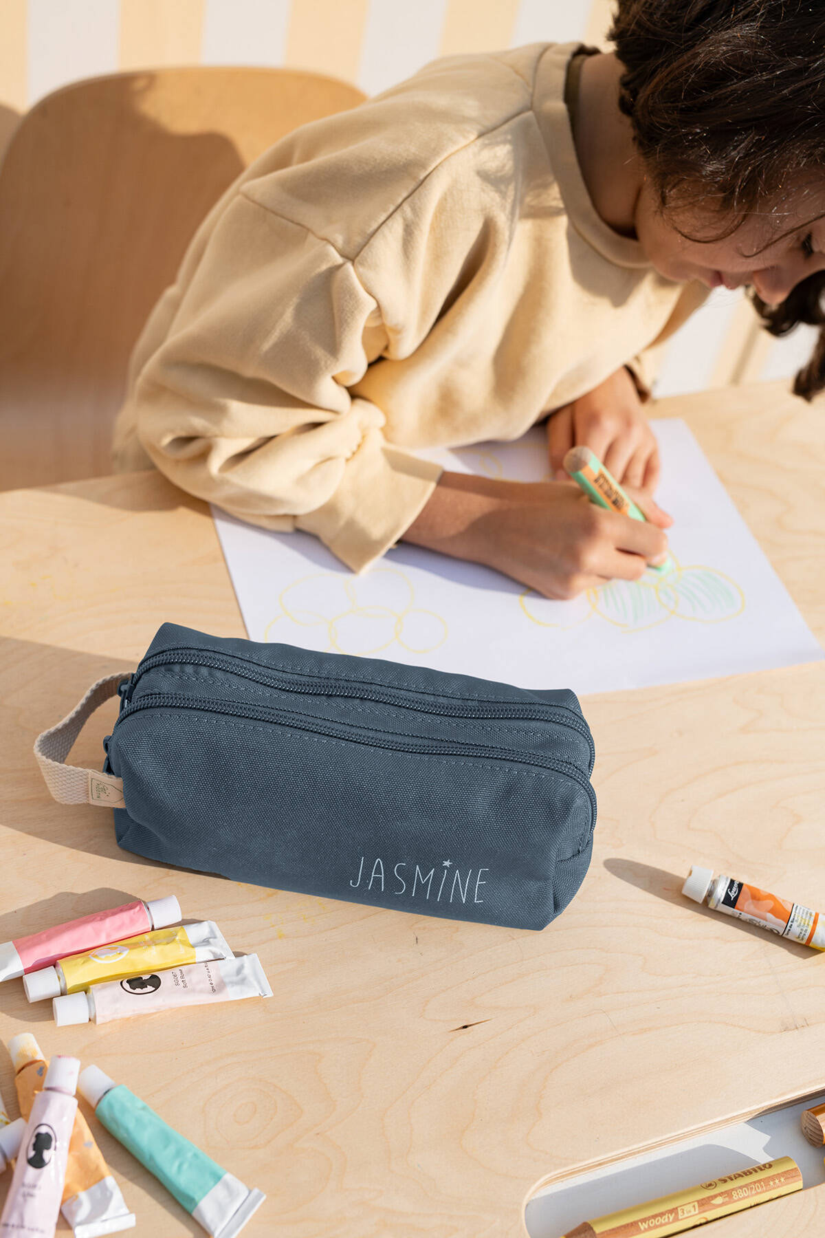 trousse à double compartiments et personnalisée pour l'école